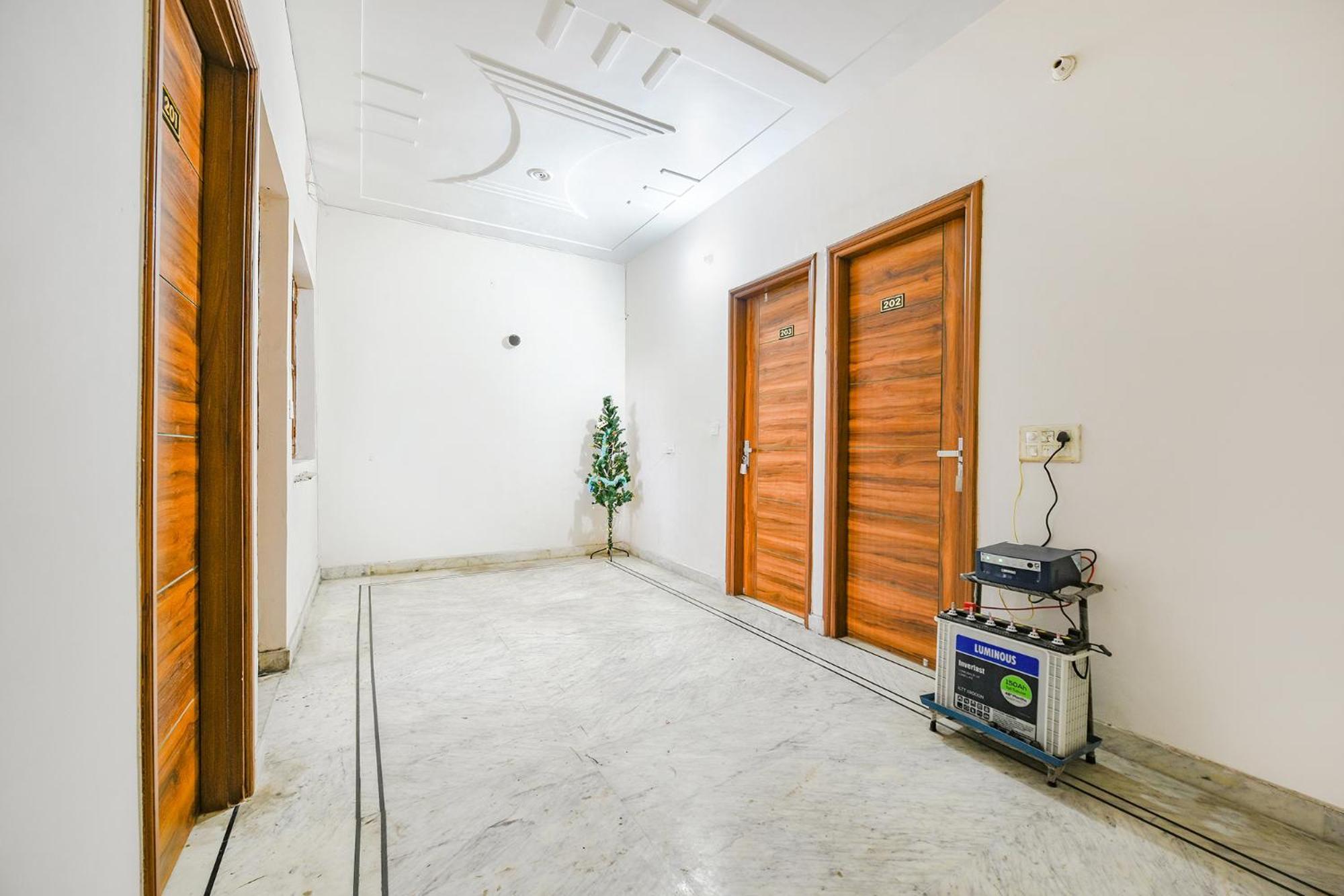 Fabhotel K9 Stay Ludhiana Exterior foto